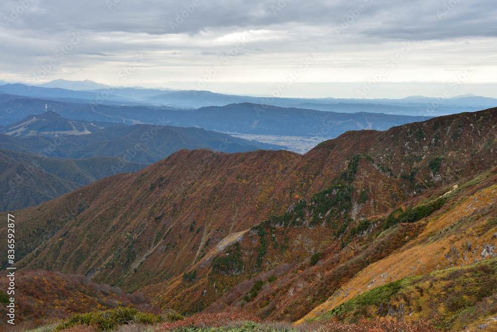 Fototapeta premium Climbing Mount Makihata, Niigata, Japan