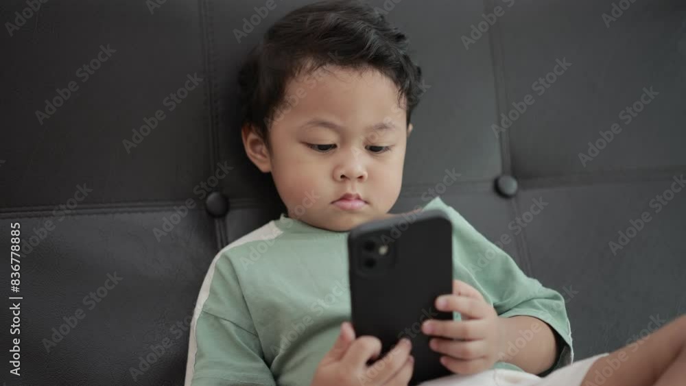 child with phone child with phone