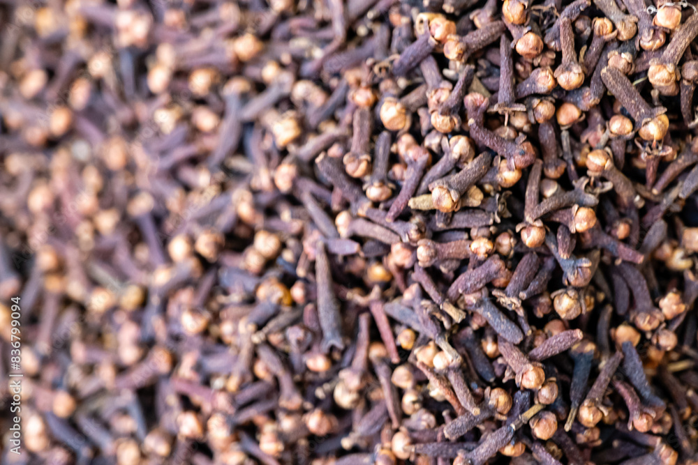 Spice Aromas Cloves in a Rustic Spice Aromas Cloves in a Rustic
