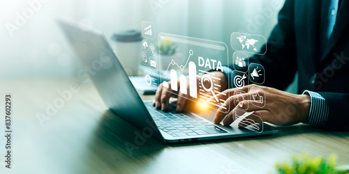 Photos Digital information marketing leverages technology and digital platforms to meet customer needs, creating modern and effective experiences