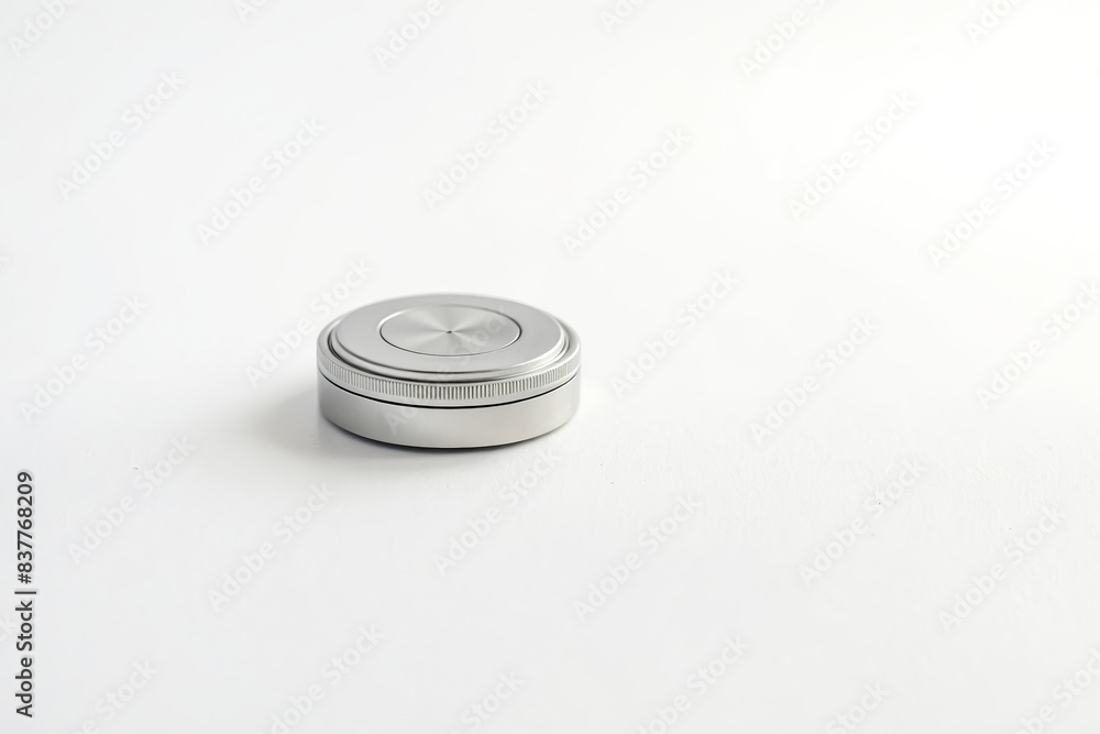 Metal Container with a Smooth Surface Metal Container with a Smooth Surface