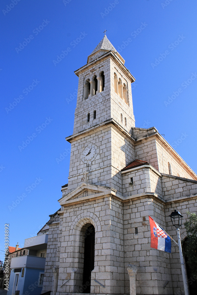 Fototapeta premium the lovely church of Pakostane, Croatia