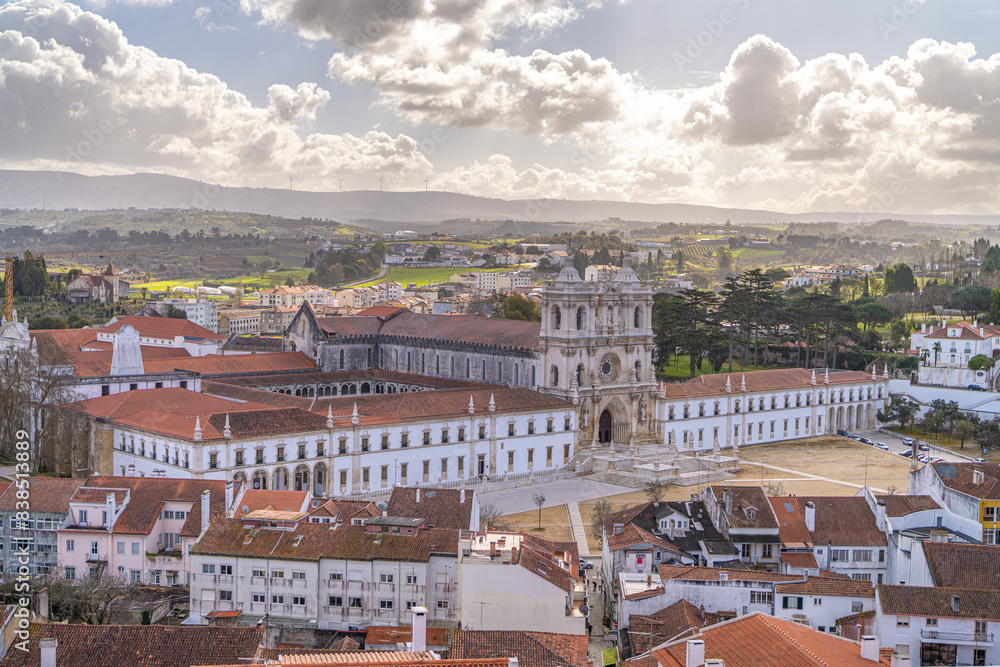 Φωτογραφία Aerial view of Alcobaça Monastery and surrounding town in Portugal