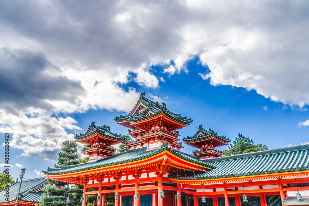 Fototapeta premium Colorful Red Blue Dragon Tower Heian Shinto Shrine Kyoto Japan