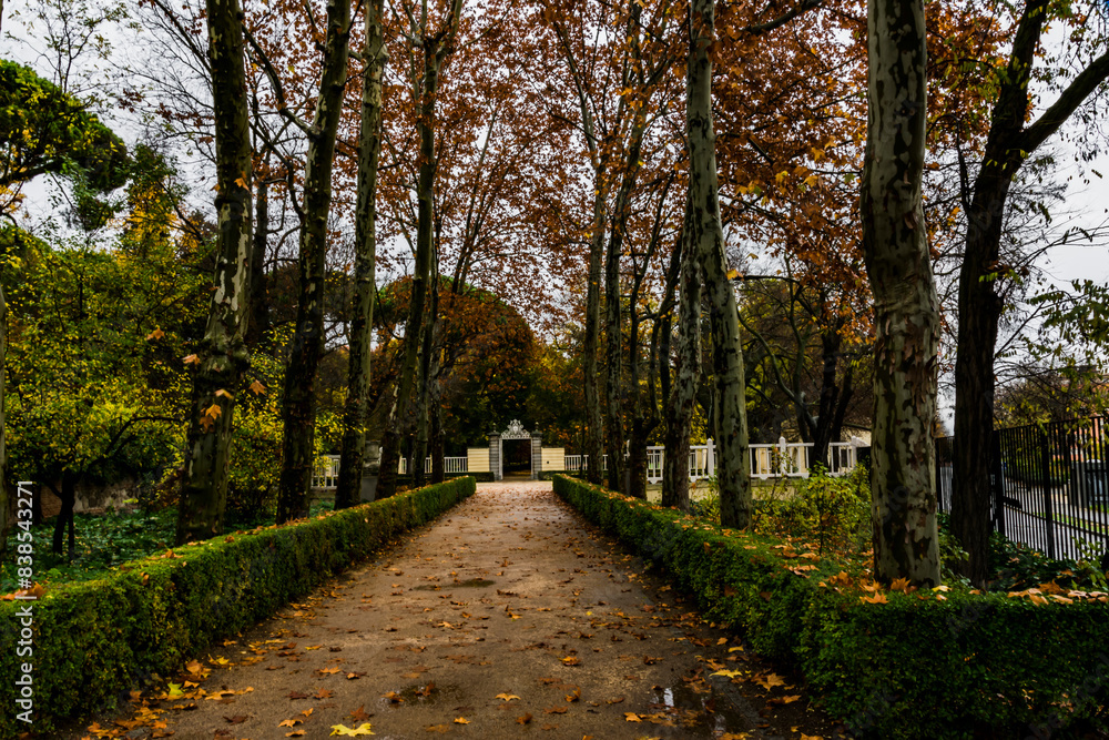 photography of the capriccio park in madrid photography of the capriccio park in madrid
