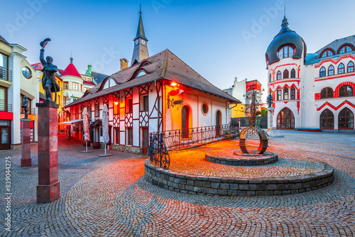 Obraz na płótnie Komarno, Slovakia. Downtown square - Courtyard of Europe w salonie