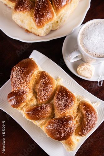 Rosca caseira com açúcar e café  photo