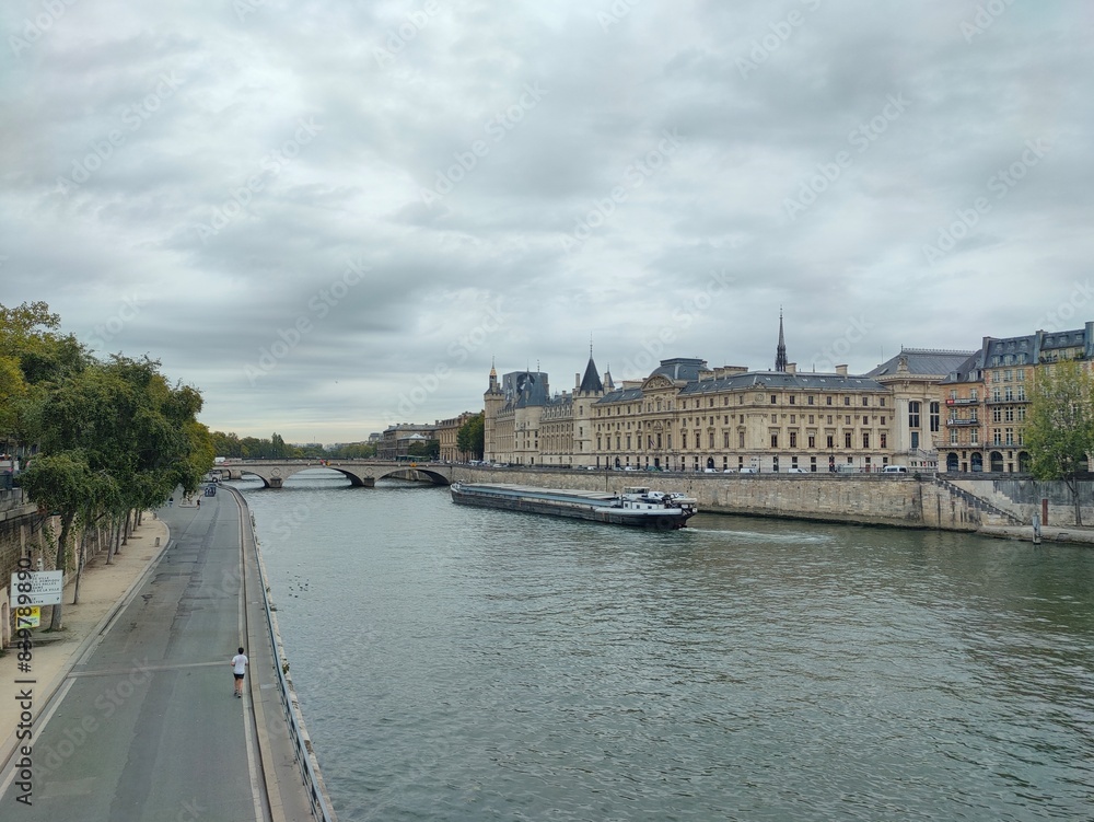 Naklejka premium Bridge over the Seine river. Panoramic view of a bridge spanning the Seine in Paris. France