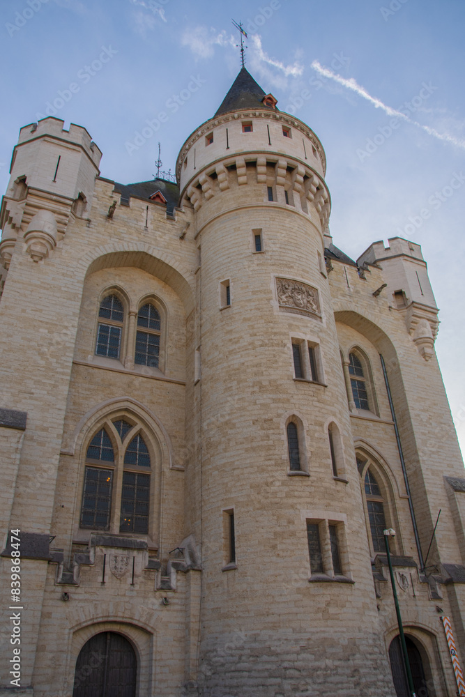 Fototapeta premium old castle in the city