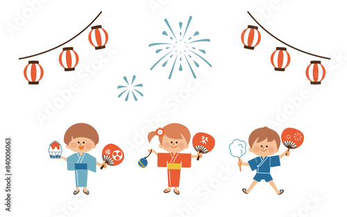 お祭り　浴衣を着て笑顔で立つ子供達