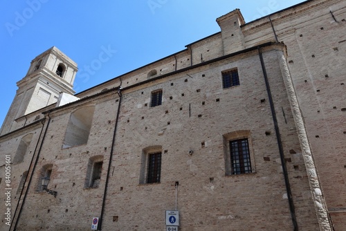 Obraz na płótnie Vasto - Scorcio della Chiesa di Santa Maria Maggiore da Via delle Cisterne w salonie