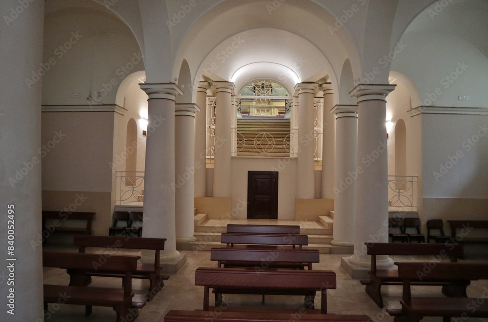 Vasto - Cripta della Chiesa di Santa Maria Maggiore dall'altare