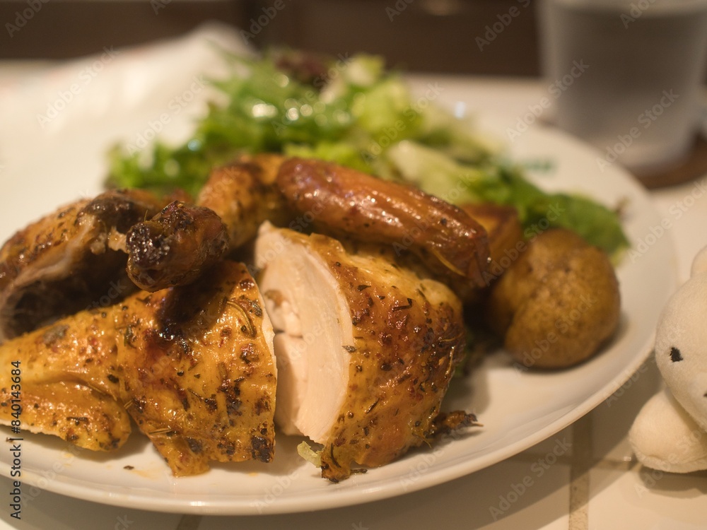 美味しいチキン料理のお店での楽しいランチ 美味しいチキン料理のお店での楽しいランチ