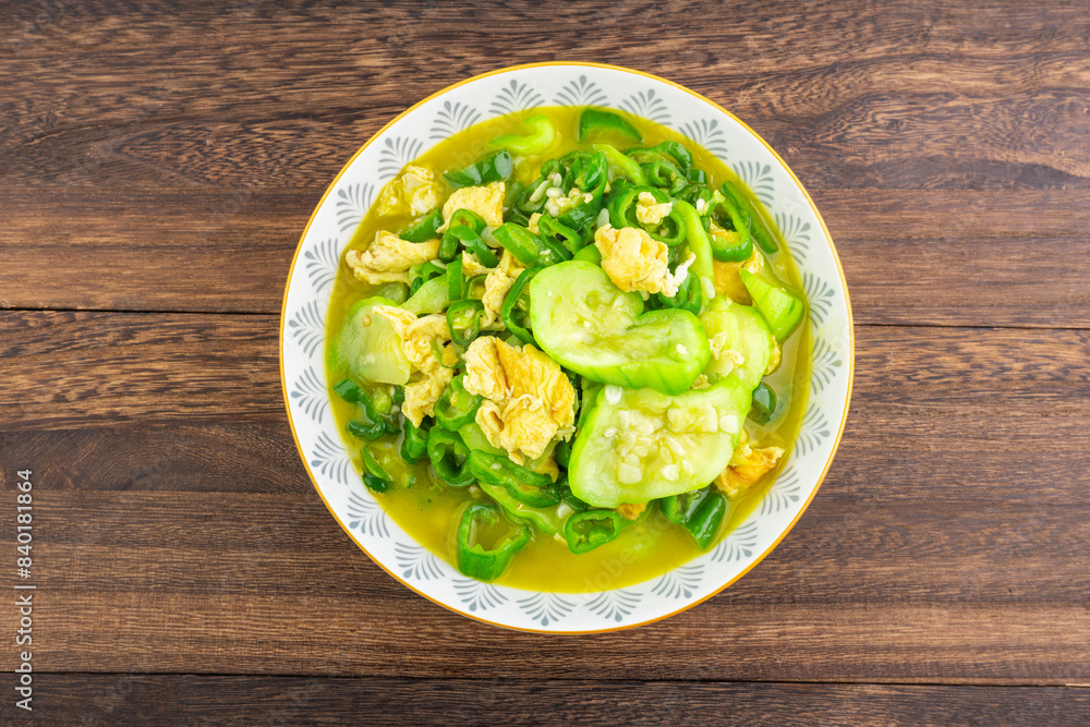 Chinese summer recipe: fried sponge gourd with eggs Chinese summer recipe: fried sponge gourd with eggs