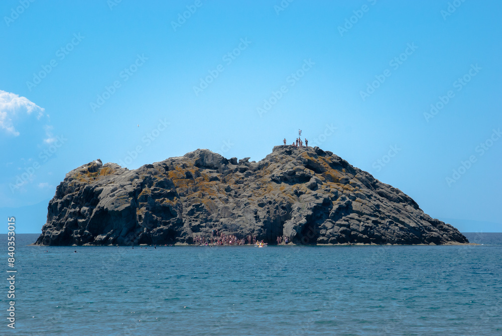 Charmant village de Skala Eressos sur l'île de Lesbos en Grèce, connu pour ses ruelles pavées et ses maisons traditionnelles. Charmant village de Skala Eressos sur l'île de Lesbos en Grèce, connu pour ses ruelles pavées et ses maisons traditionnelles.