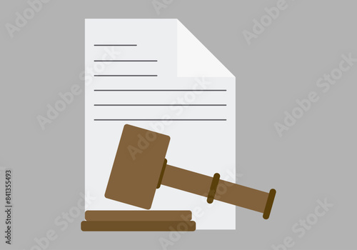 Documento de sentencia judicial con martillo de un juez.
