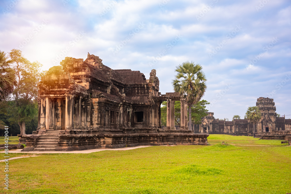 Fototapeta premium Angkor Wat, ancient temple ruins in Cambodia