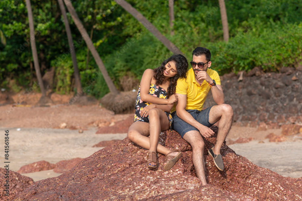 Fototapeta premium couple on the beach