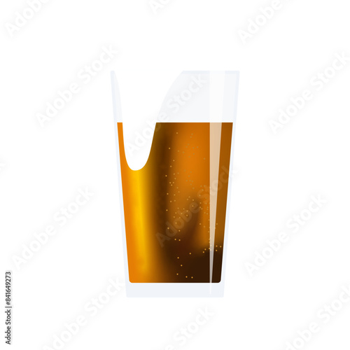ビアグラスから泡があふれるビール