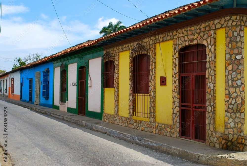 Nuestra arquitectura comprende nuestra herencia española,asi que podemos encontrar muchos ejemplos de arquitectura colonial,por supuesto otra mucho mas actual y moderna. Nuestra arquitectura comprende nuestra herencia española,asi que podemos encontrar muchos ejemplos de arquitectura colonial,por supuesto otra mucho mas actual y moderna.