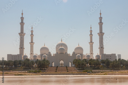 Sheikh Zayed Grand Mosque in Abu Dhabi, United Arab Emirates photo