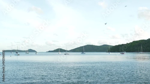 Sea and mountain views, clear sky, suitable for weddings or pre-weddings. or tourism