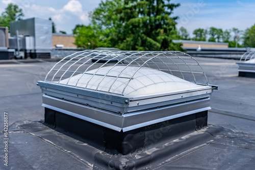 Bilde på lerret Skylight screen fall protection guard installed on a commercial, industrial, or school skylight