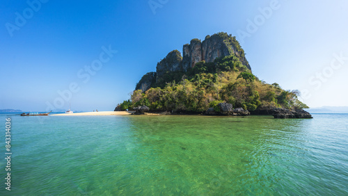 Obraz na płótnie longtail boat trip to hong island at than bok khorani national park krabi in thailand w salonie