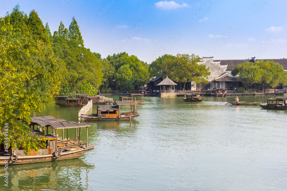 Naklejka premium Traditional wooden boats on the lake in west village Wuzhen, China