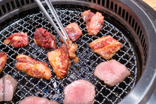 おいしそうな焼肉の写真。焼肉屋のイメージ。