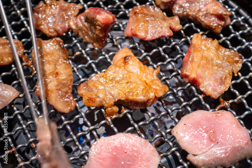 おいしそうな焼肉の写真。焼肉屋のイメージ。