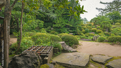 山形 鶴舞園 清遠閣から庭園を望む photo