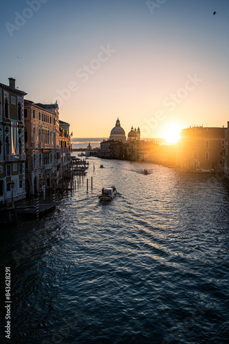 Wallpaper Mural 夜明けのヴェネチア Torontodigital.ca