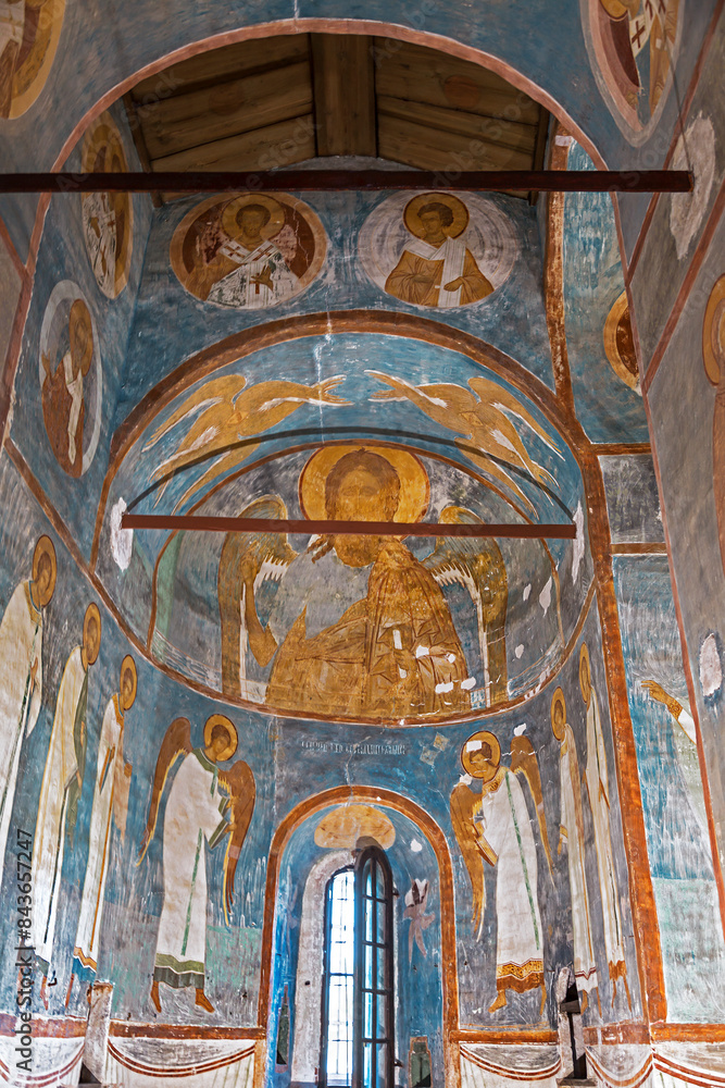 Obraz premium Interior of the cathedral of the Nativity of the Virgin in the Ferrapontov Monastery. Frescoes of Dionysius, East wall
