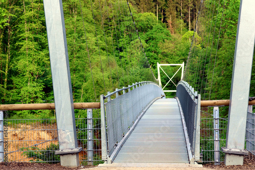 Die neue Hängebrücke über die Irreler Waserfälle und den Fluss Prüm in der Südeifel bei Irrel im Landkreis Bitburg-Prüm im deutschen Bundesland Rheinland-Pfalz. photo