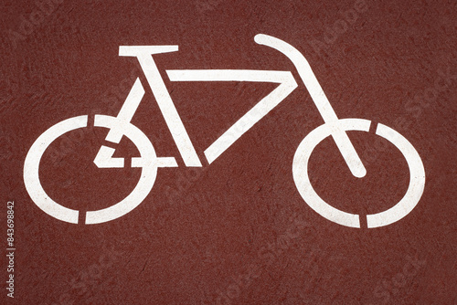 Carril bici marca vial calle