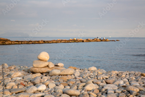 Obraz na płótnie Stone Stack on Beach, El Campello, Alicante, Spain w salonie