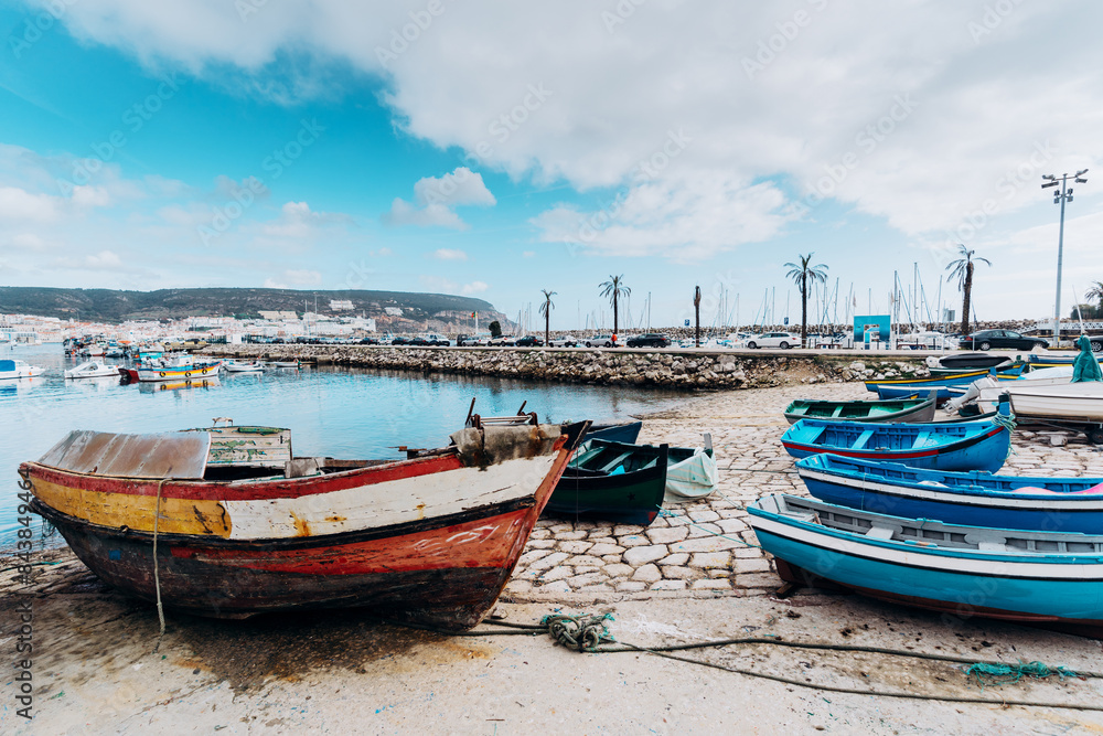 Obraz premium Marina harbor with fishing boats in Sesimbra, Portugal