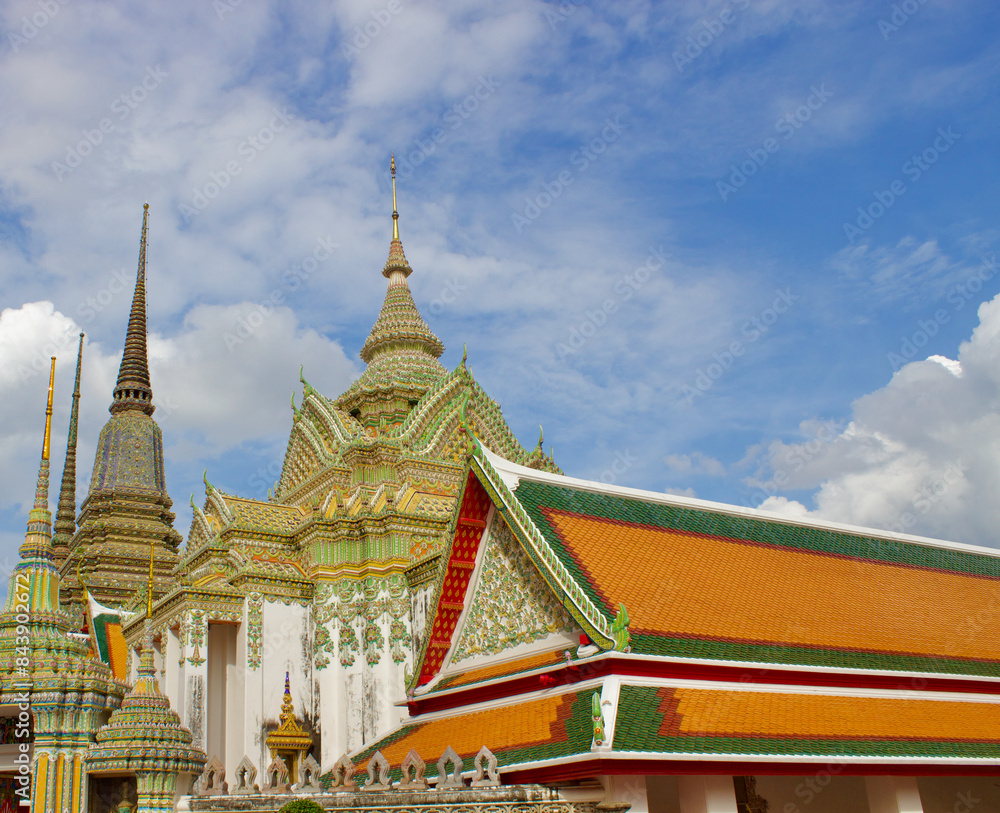 Fototapeta premium Was Pho temple in Bangkok city