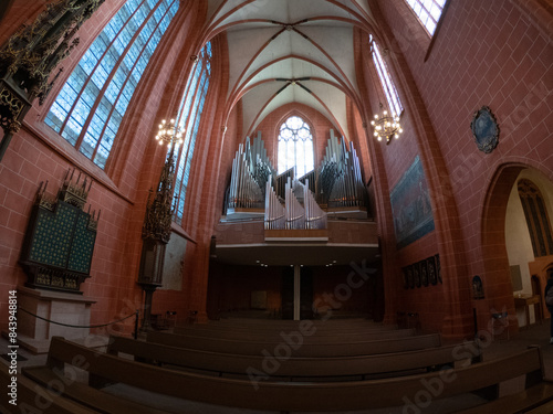Obraz na płótnie Frankfurt am Main, Germany, December 7, 2021: The stunning large organ of the Frankfurt Cathedral, also known as the Kaiserdom, as the emperors of the Holy Roman Empire were elected there. w salonie
