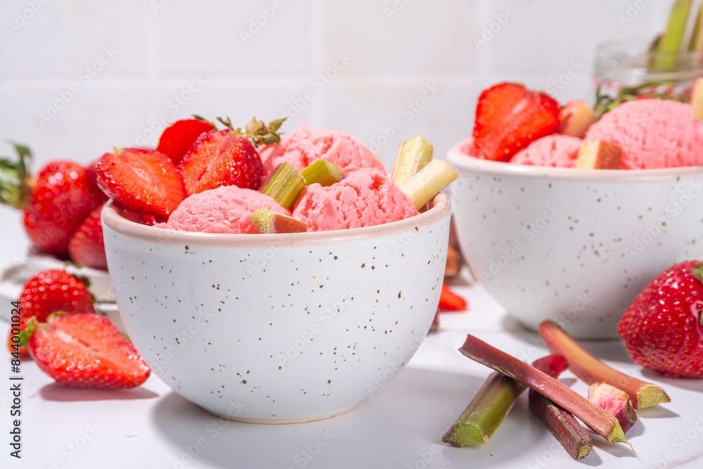 Rhubarb and strawberry ice cream Rhubarb and strawberry ice cream