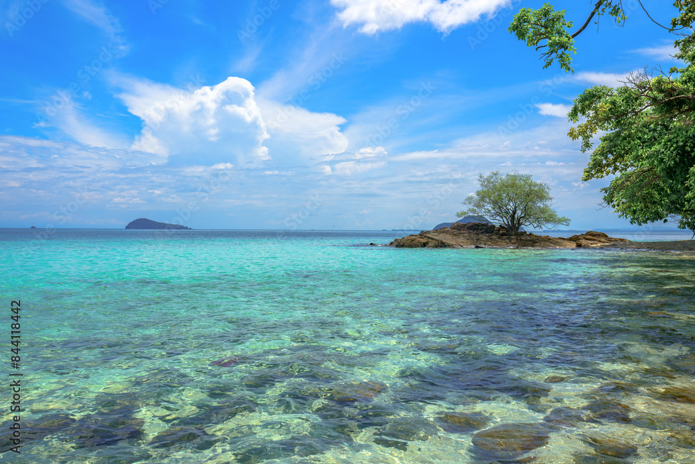 Fototapeta premium Beautiful island in Thailand, Trat province,near Koh Chang 