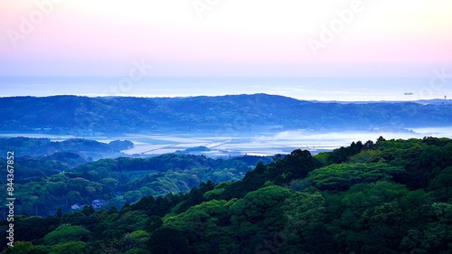 長崎県対馬市の烏帽子岳展望台から見える山々