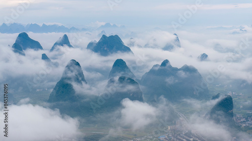 Wallpaper Mural 桂林云海 Torontodigital.ca