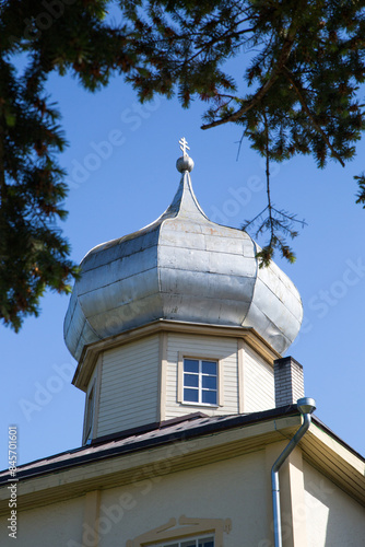 Kuppel der russisch-orthodoxen Kirche der Altgläubigen  in Mustvee am Peipussee in Estland photo