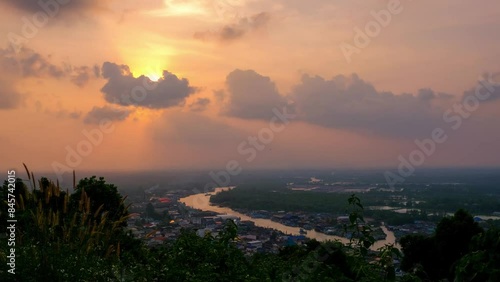 Timelapse video of sunset in Champion, province. photo