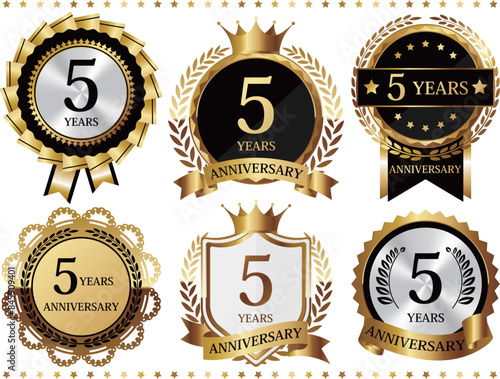 高級感のある5周年記念のエンブレムセット