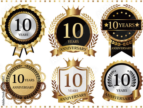 高級感のある10周年記念のエンブレムセット