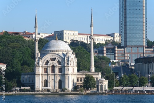 Dolmabahce Mosque, Dolmabahçe Camii