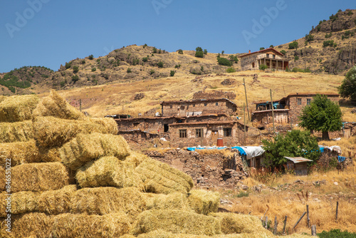 straw bales and village houses. Çobandere village ( Şotik ) Arguvan, Malatya, Türkiye